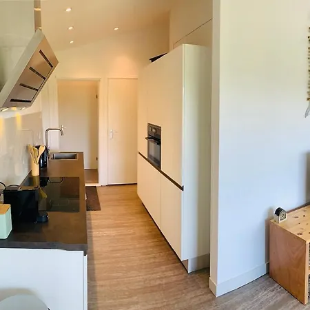 Beachbungalow Aan Zee 度假居 *